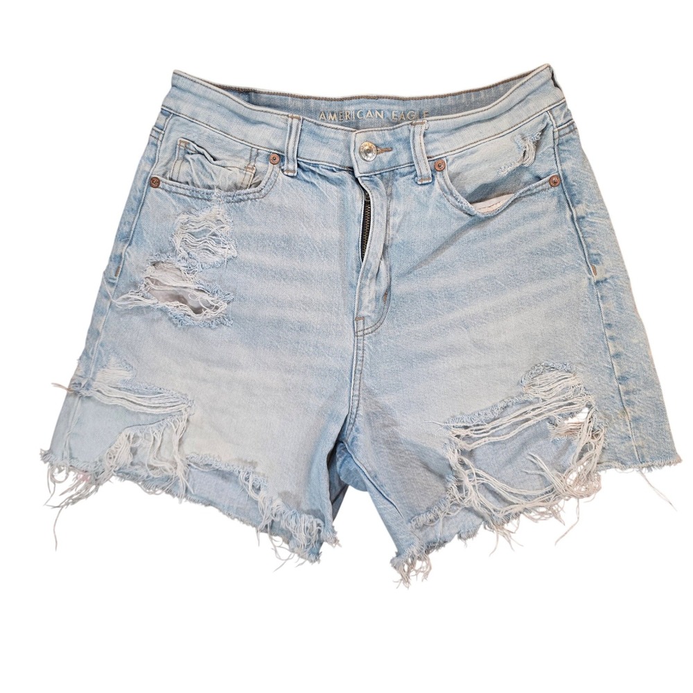 American Eagle Baggy Mom Shorts Womens 6 Light Wash Distressed High Rise Denim